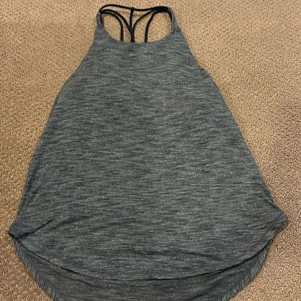 Lululemon Women’s Grey Raise the Barre Tank Top with Strappy Built in Sports Bra